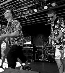 Fucking Virgins + Geenitalië Fucking Virgins + Geenitalië