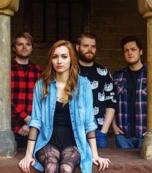 Haagse Avond met Crashing Bats en CooCoo Haagse Avond met Crashing Bats en CooCoo